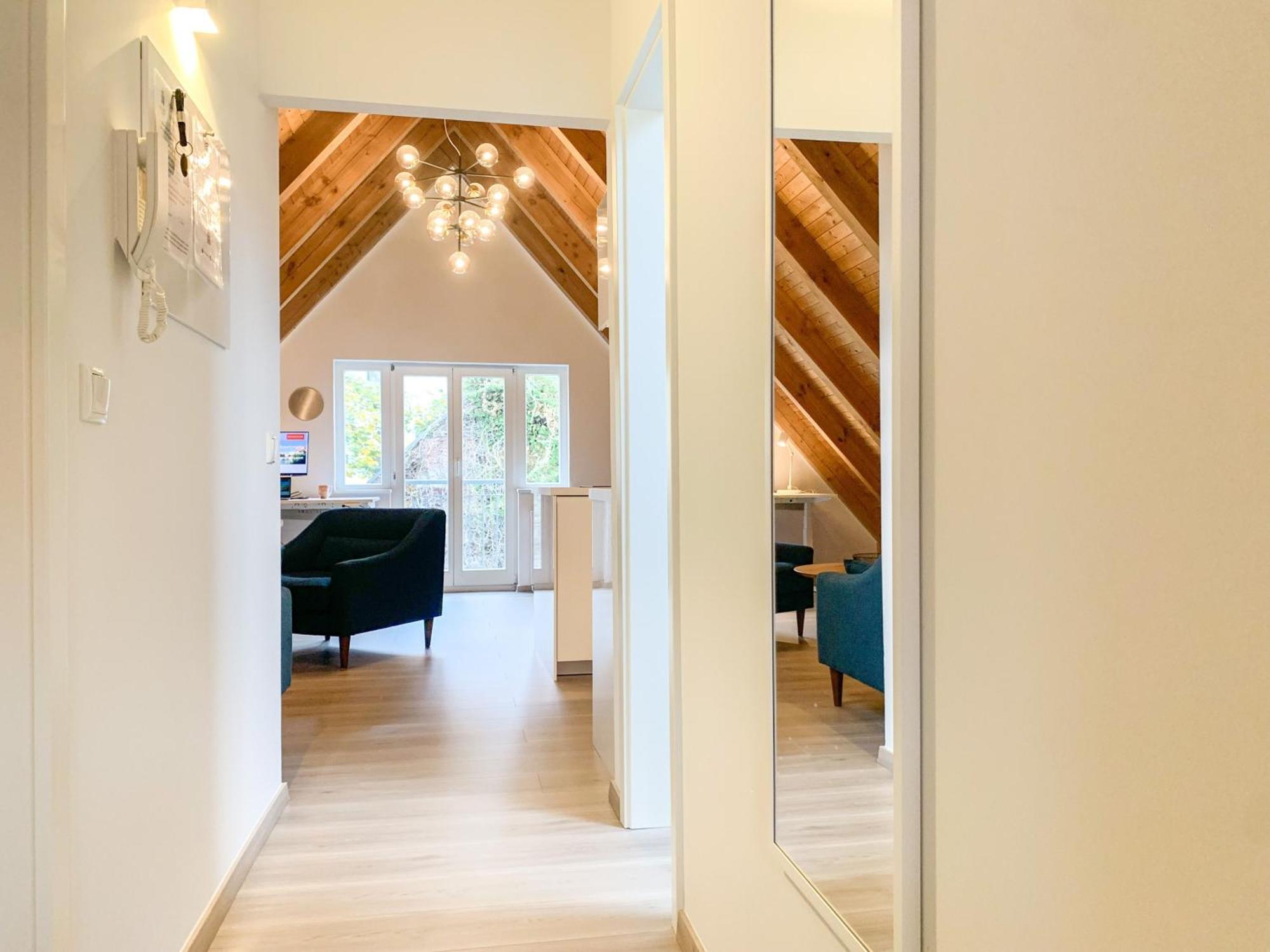Business-Apartments Im Schuster-Acht Wolgast Esterno foto