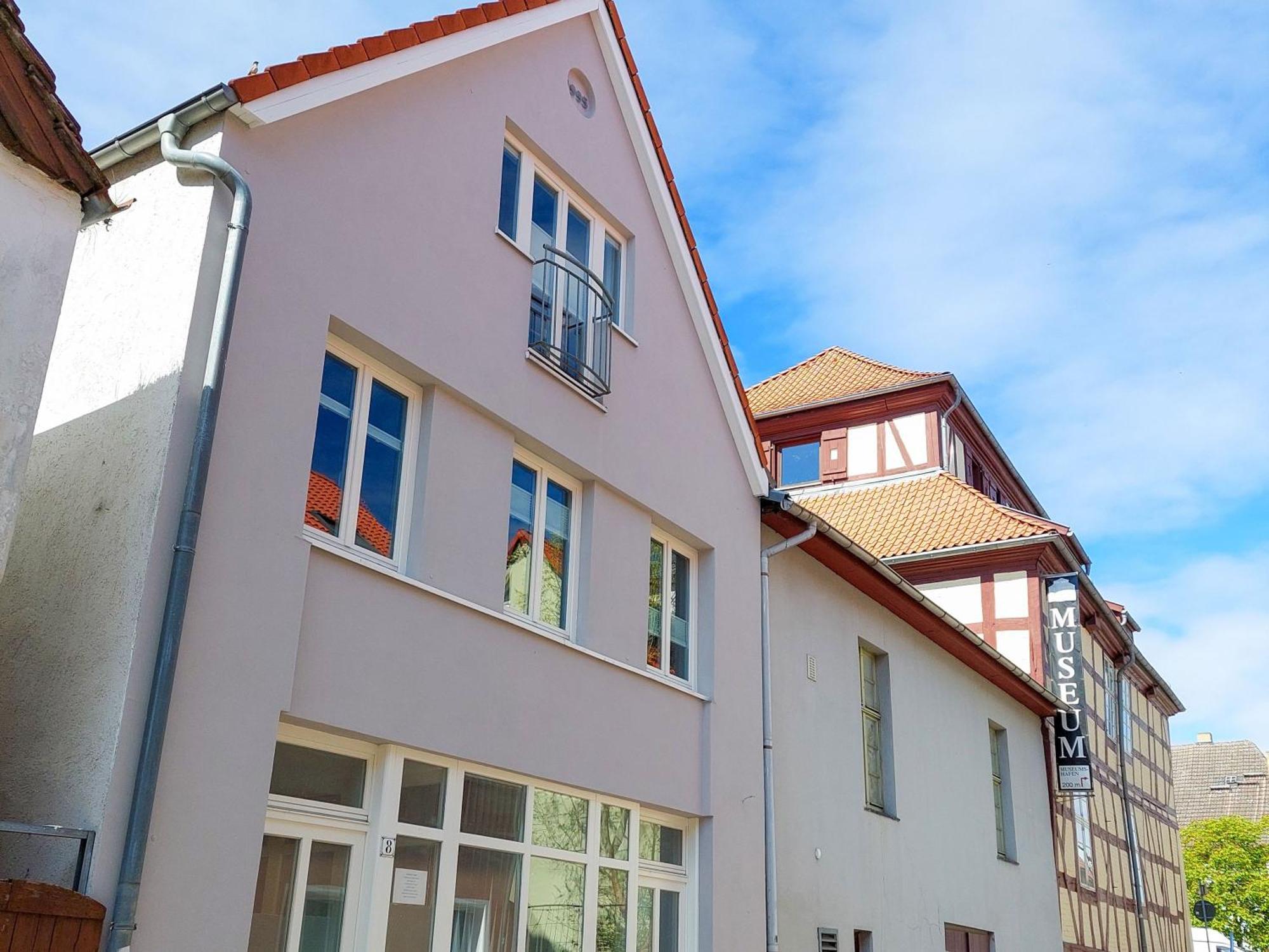 Business-Apartments Im Schuster-Acht Wolgast Esterno foto